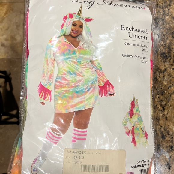 Enchanted unicorn size 1X/ 2X costume - Picture 6 of 7